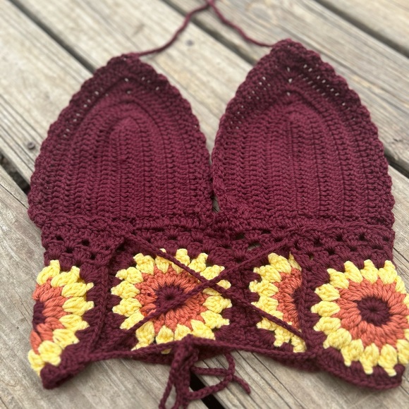 Crochet Sunflower Crop Top,Festival Top,Boho Flower Top - Picture 5 of 5